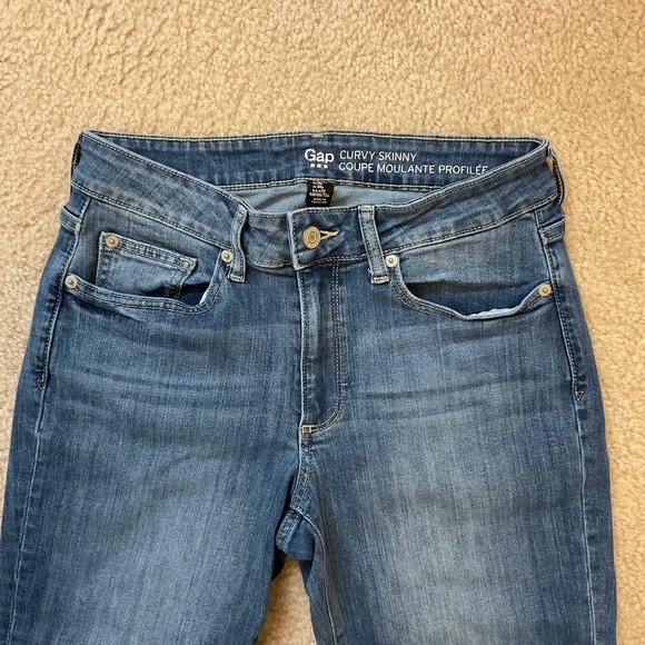 Gap Curvy Skinny Jeans, Size 6/28 - Picture 1 of 3